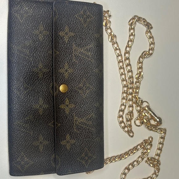 Louis Vuitton Monogram Sarah with Gold Chain - Picture 1 of 5